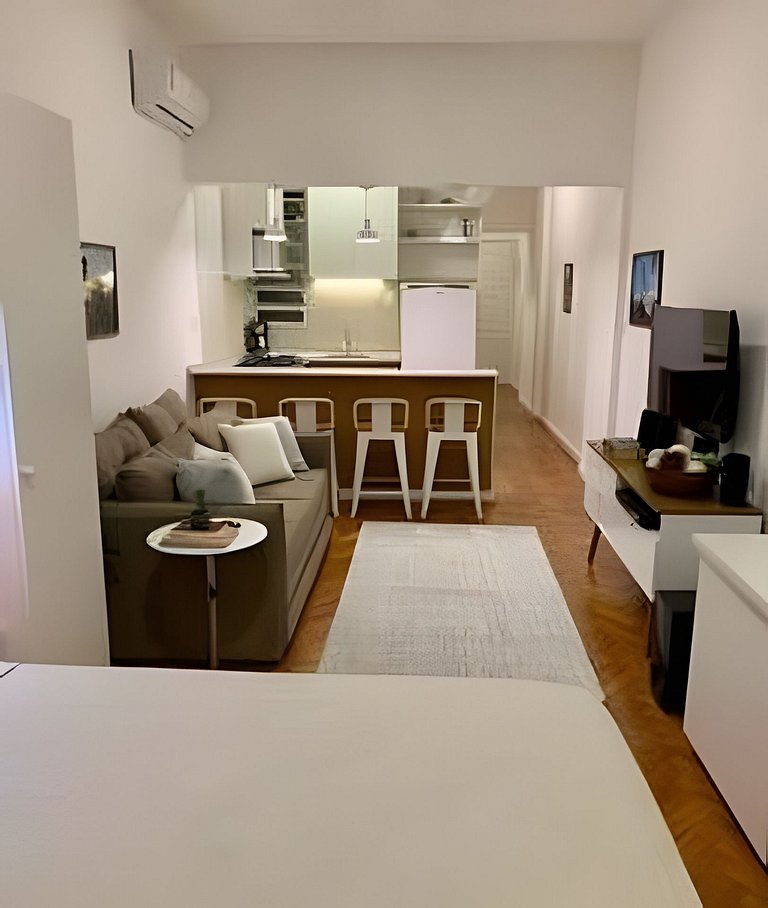 Loft Inteiro Copacabana Decorado 2 quadras da praia