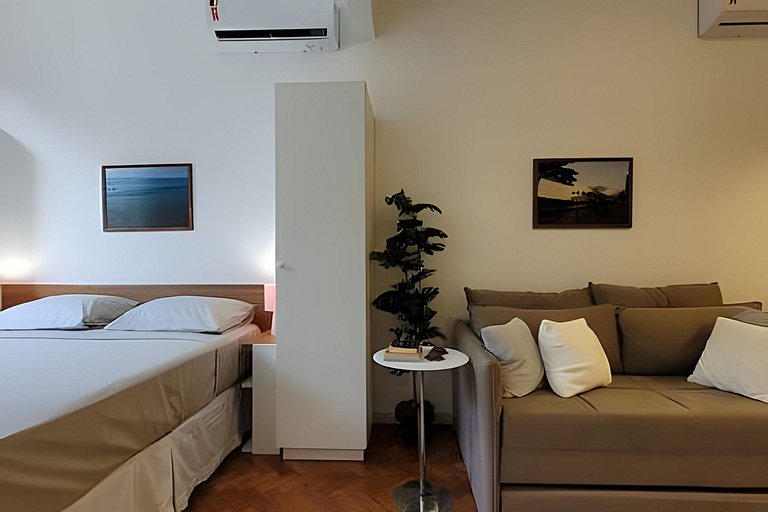 Loft Inteiro Copacabana Decorado 2 quadras da praia