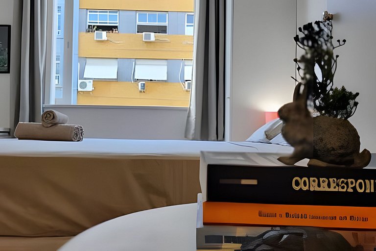 Loft Inteiro Copacabana Decorado 2 quadras da praia