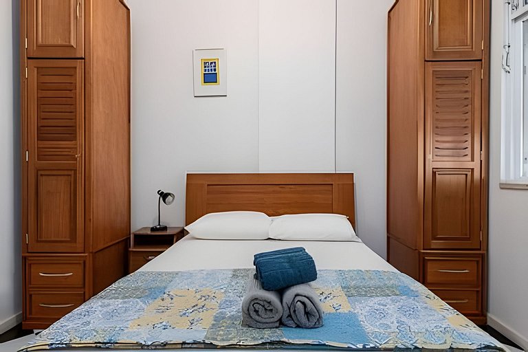 50 Metros da Praia de Copacabana! Entre Ipanema